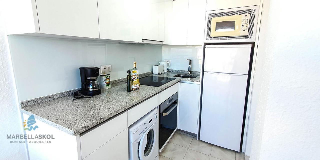 Skol 701. One Bedroom Duplex With Exceptional Sea Views. Марбелья Экстерьер фото