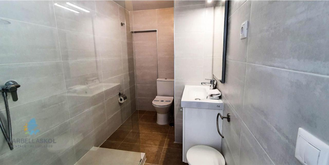 Skol 701. One Bedroom Duplex With Exceptional Sea Views. Марбелья Экстерьер фото
